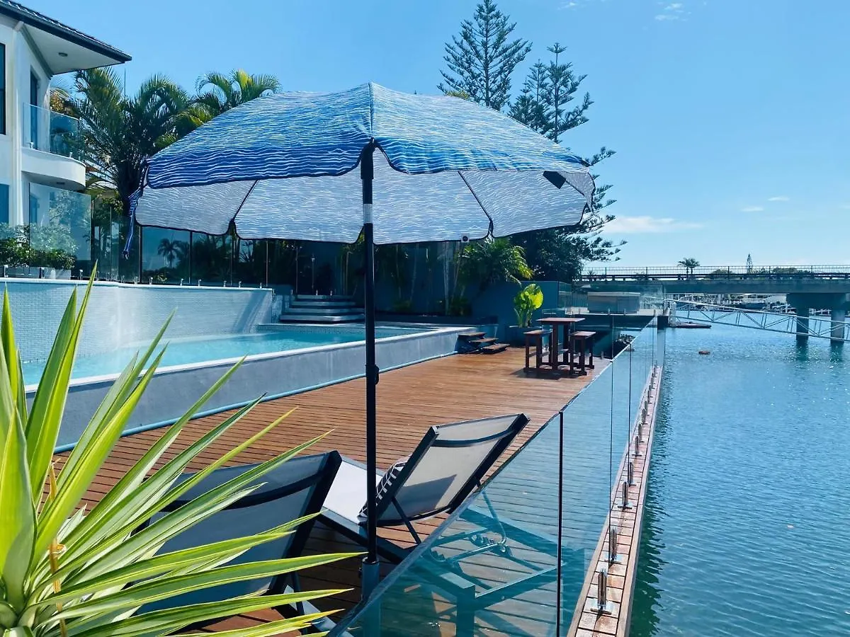 Island Secret Mooloolaba Hotel Buddina 0*,